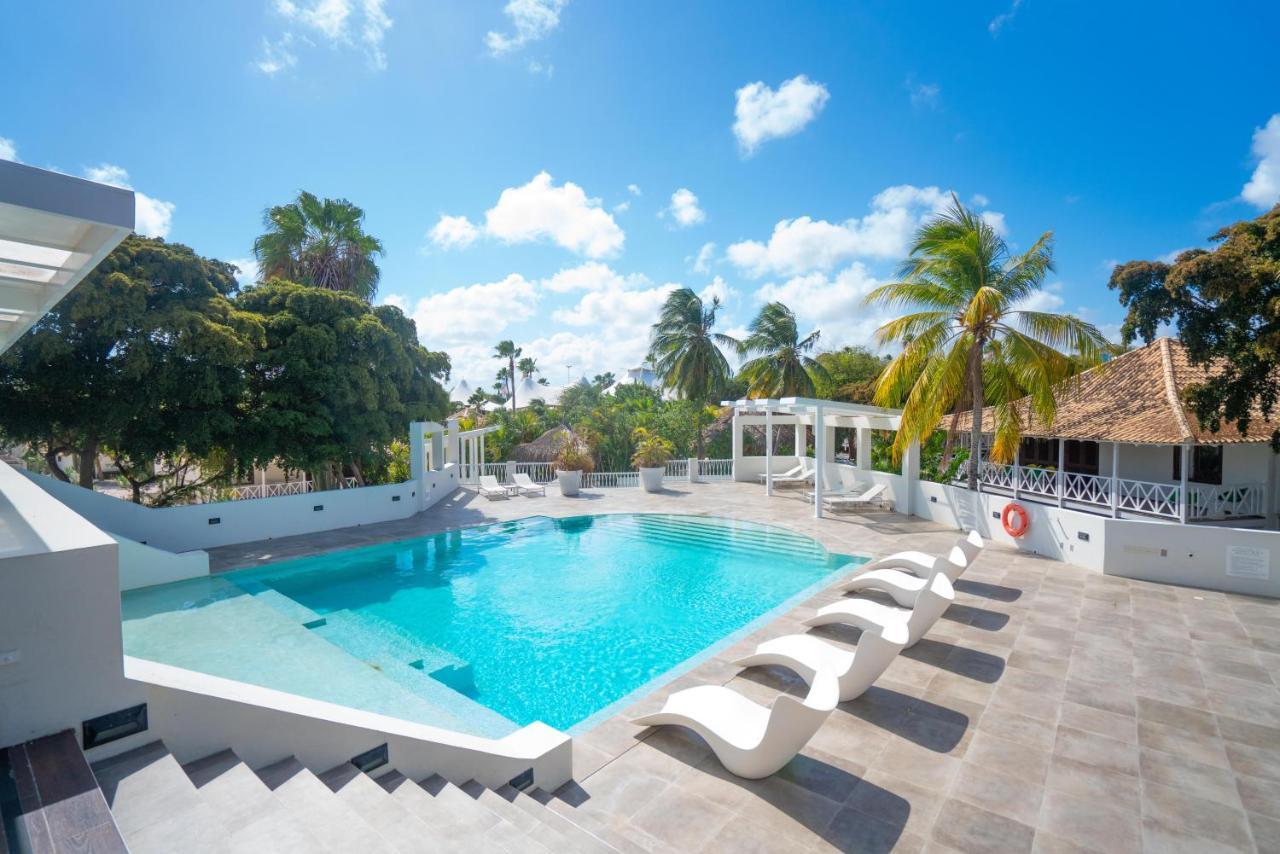 Papagayo Beach Resort (Adults Only) Willemstad Luaran gambar